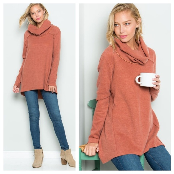 🦋MAKE AN OFFER!🦋Dark Apricot Split Back Top - Picture 2 of 4